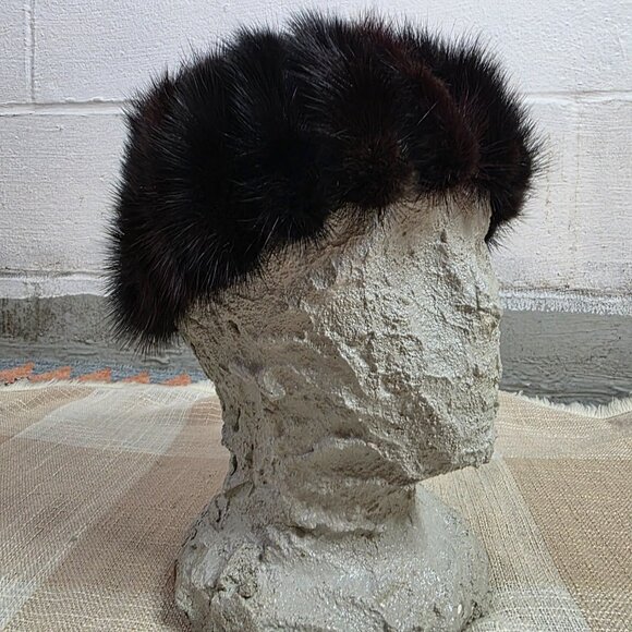 True Vintage Mobwife Skibunny Poetcore Operacore Preppy Black Fur Beret Cap Hat